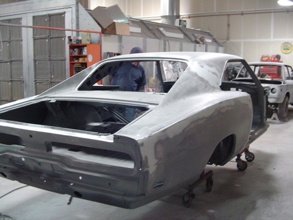 Building the General Lee: in the body shop