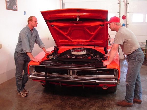 Building the General Lee: james and bob smith
