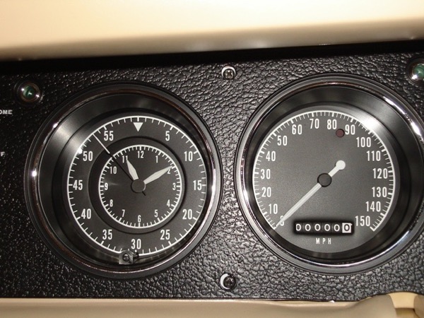 Building the General Lee: restored gauges