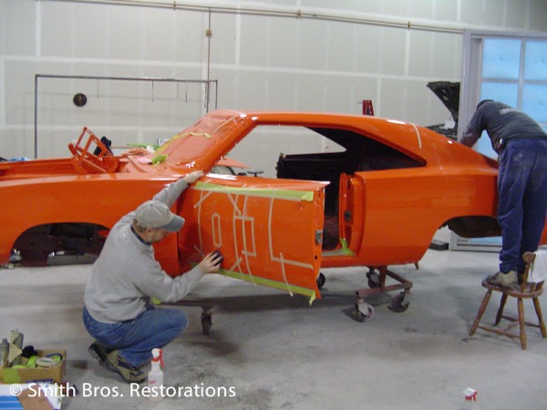 General Lee Build: laying out graphics